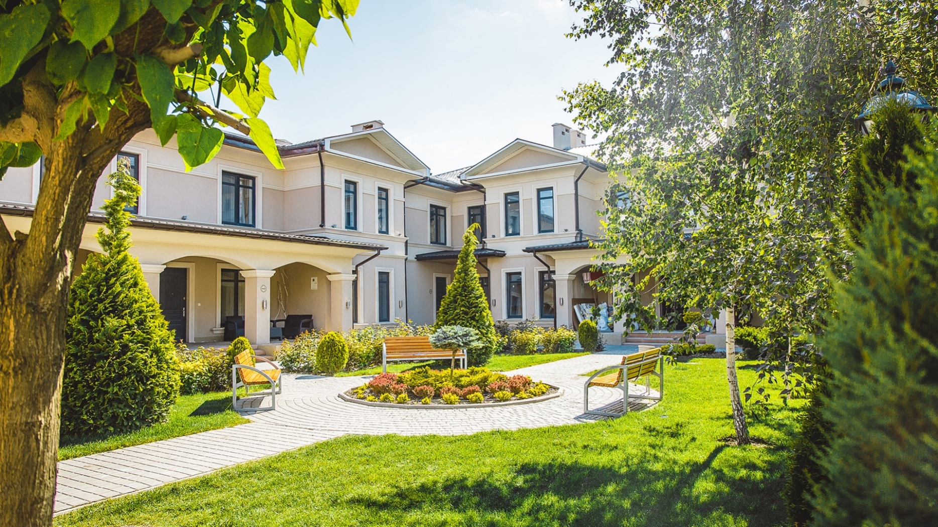 Зеленый двор