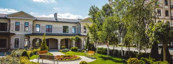 Панорама внутреннего сада