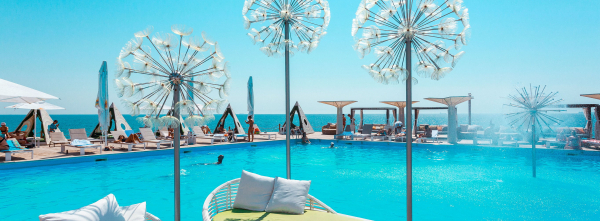 Море и бассейны для взрослых и детей